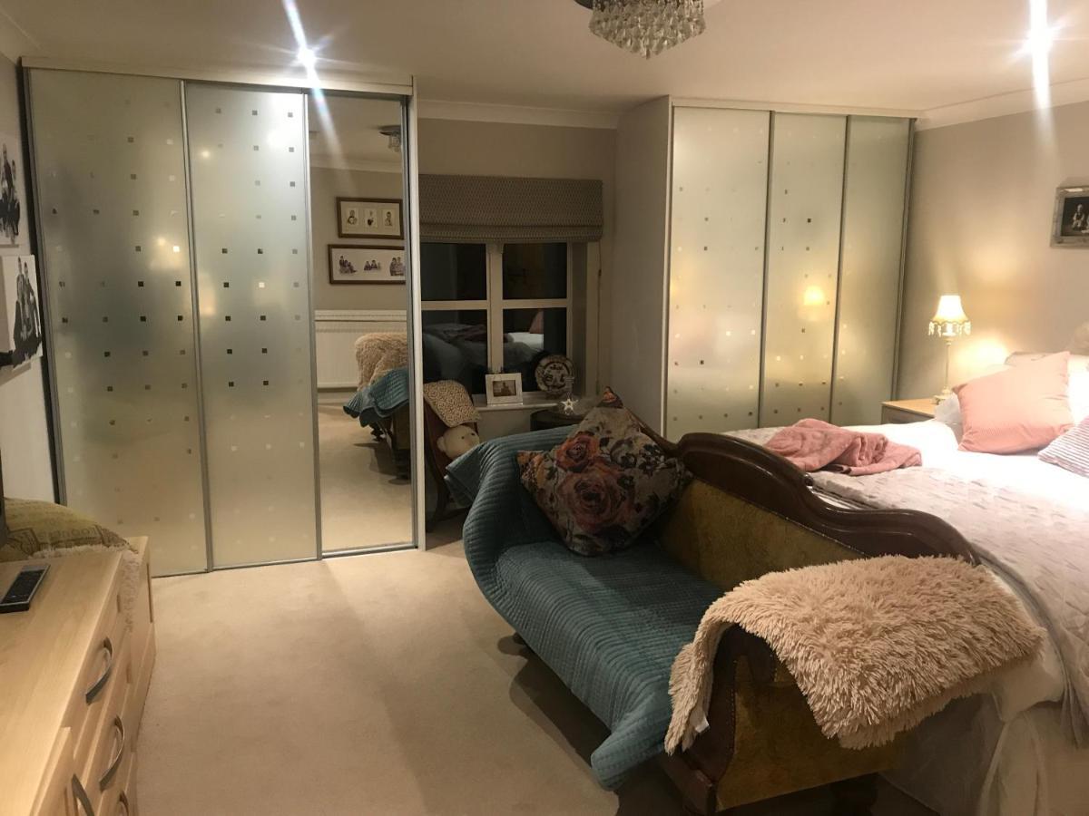 The Master Suite, Enjoy The Countryside In Style Ashover Extérieur photo